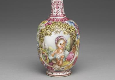 图片[3]-Vase with tubular handles with Western figure on a polychrome ground in falangcai painted enamels, Qianlong reign (1736-1795), Qing dynasty-China Archive